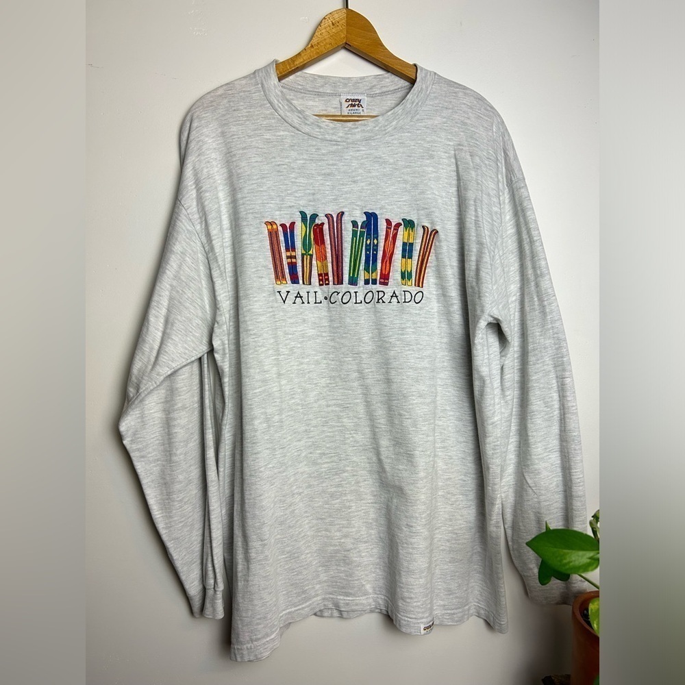 Crazy Shirt Hawaii Gray Embroidery Vail Colorado lightweight Sweatshirt‎ 80s 90s